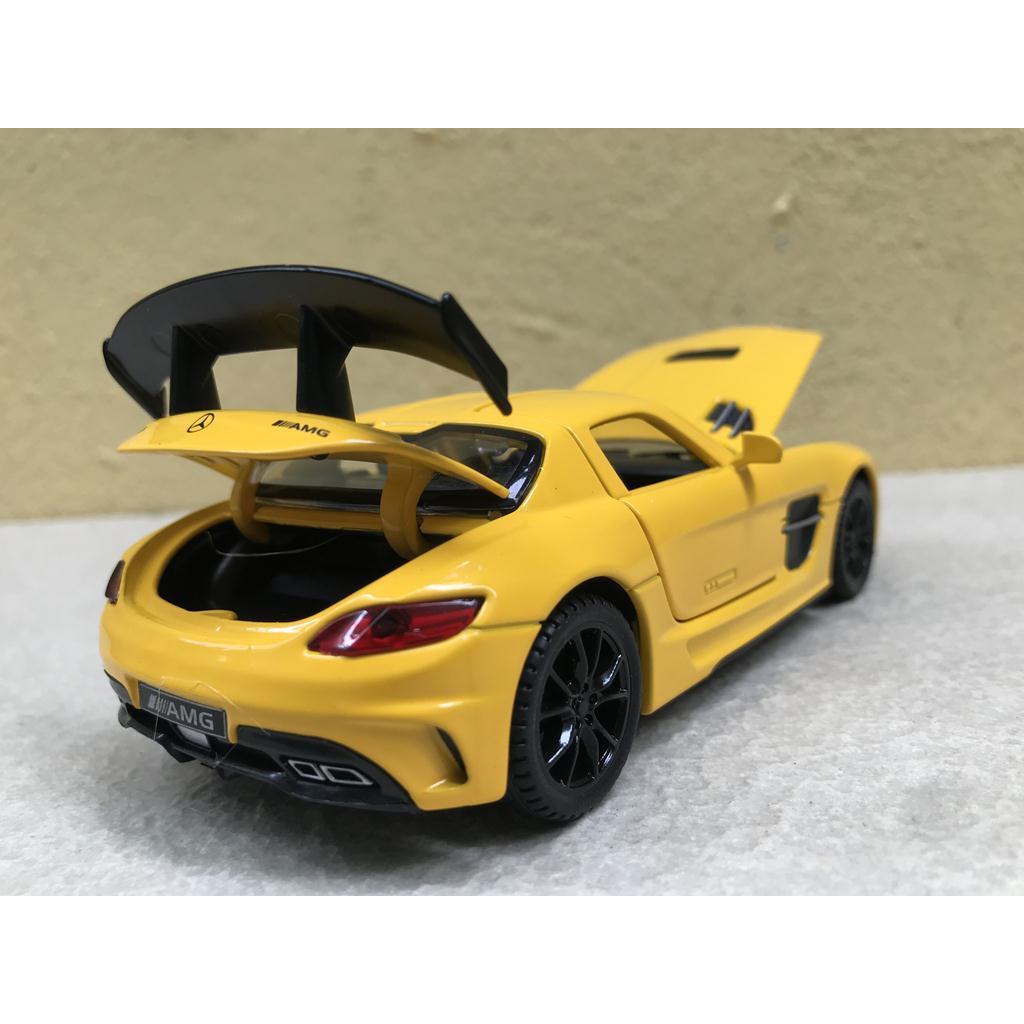 Mô hình xe ô tô Mercedes SLS AMG 1:32