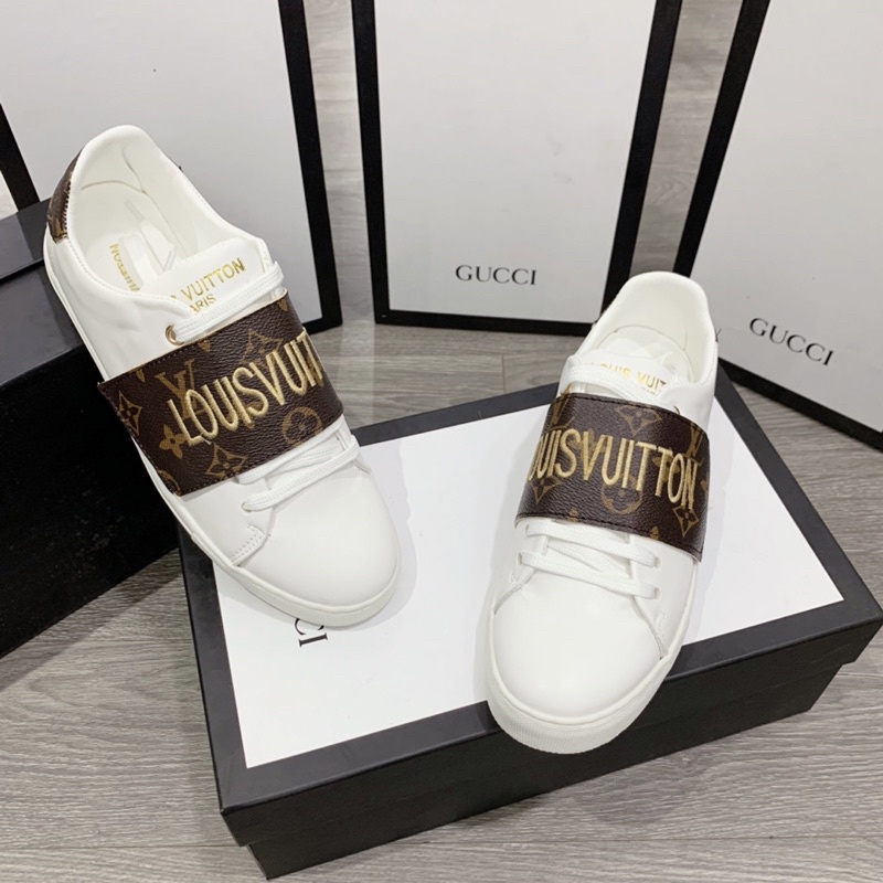 Giày Thể Thao Sneaker Phối Quai Da Vân Hoa Nâu Dệt Chữ