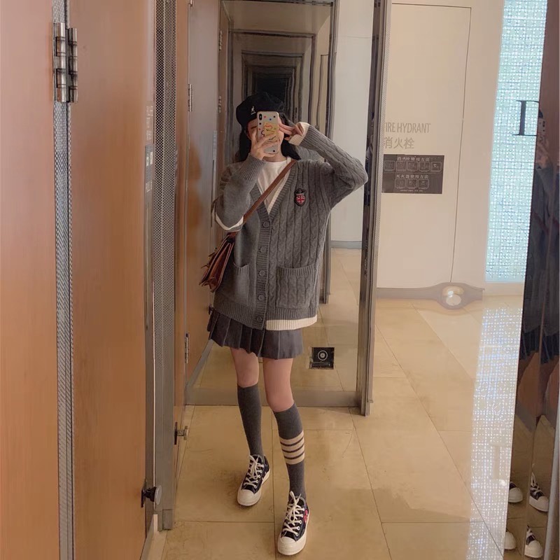 Áo khoác cardigan Forgirl có logo phối viền trắng một bên siêu lạ