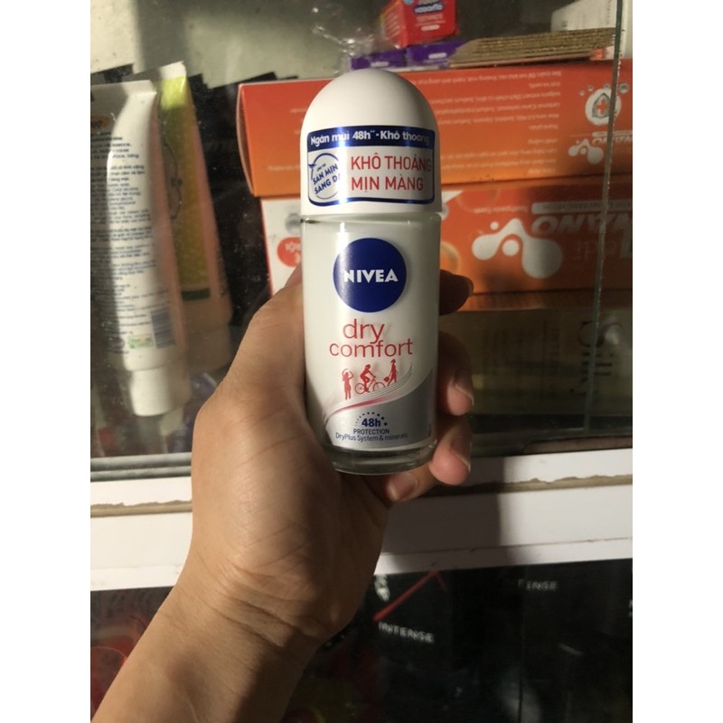 Lăn Khử mùi Nivea Khô Thoáng Chai To 50ml