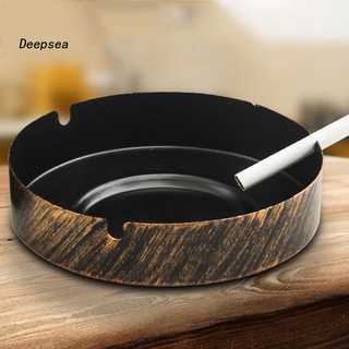 Gạt tàn thuốc tròn kim loại cổ điển