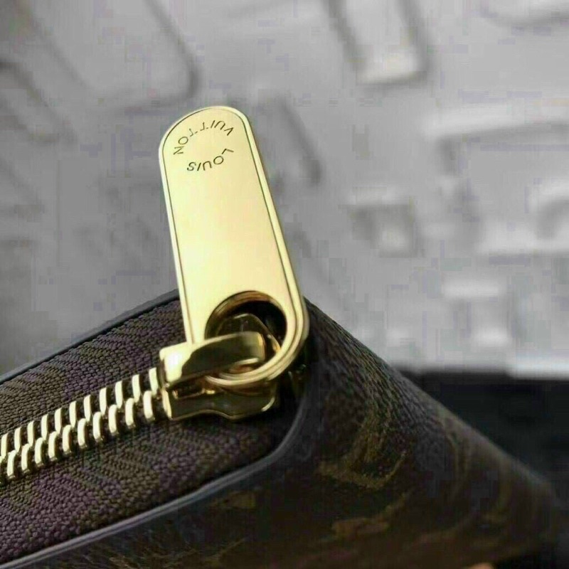 Ví mini hãng Lv khoá kéo