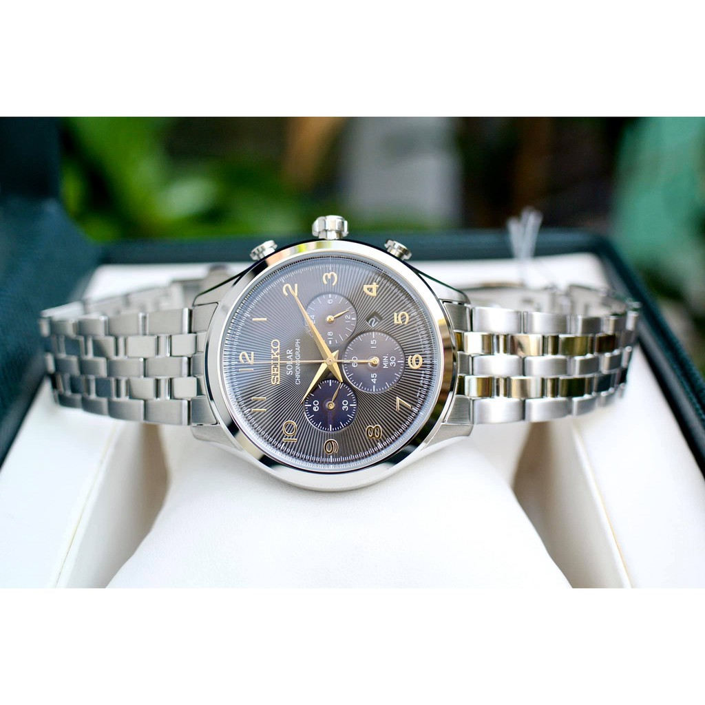 Đồng hồ nam Seiko SSC563 - Solar Quartz