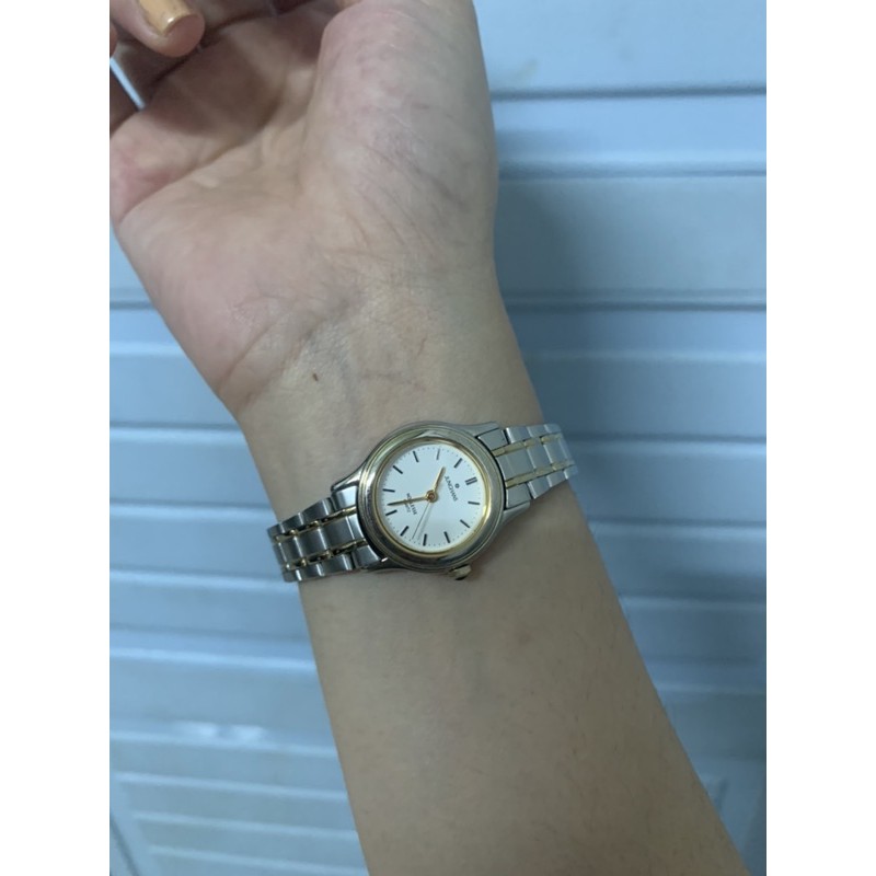 Đồng Hồ Nữ Junghans