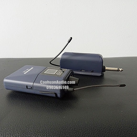 Bộ Micro không dây Đeo tai hạt gạo UHF W-14A tặng kèm micro cài cổ áo