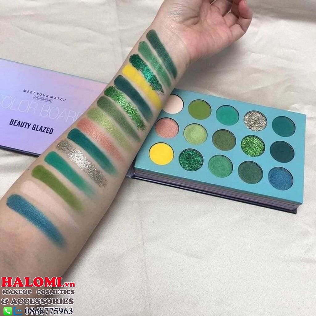 Bảng màu mắt 60 ô Beauty Glazed Color Board bao gồm 4 bảng nhỏ 15 ô với đủ tone màu phổ biến dễ makeup lên tone lâu trôi