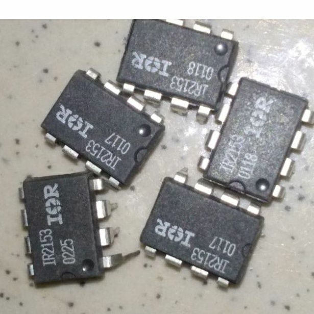 2153 IC ir2153, chữ trắng. SL 5c.