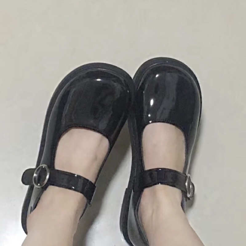 SẴN HÀNG - Giày Lolita quai dính khuy tròn nhẹ nhàng tiểu thư