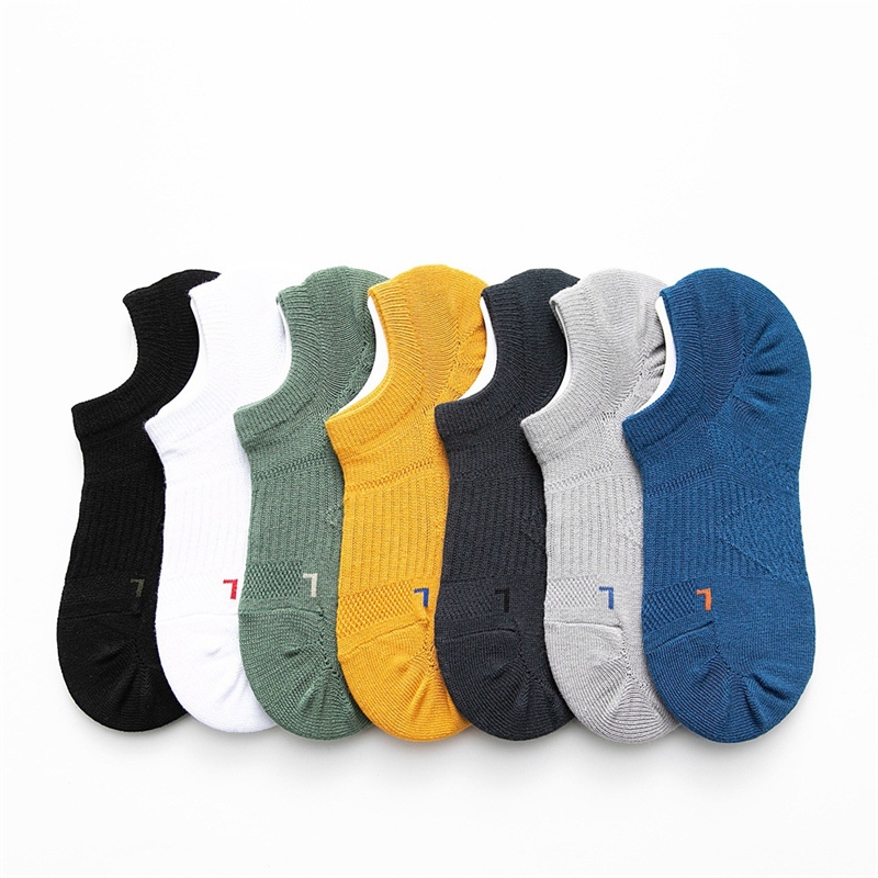 Letter Embroid Solid Color Ankle Socks Men Cotton Best Summer Low Cut Socks Sale White Non Slip Invisible Male Slipper Socks Pop