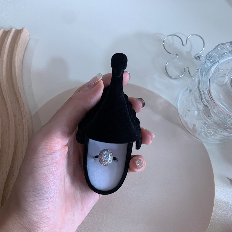 Hộp Đựng Trang Sức Hình Thiên Nga Đen