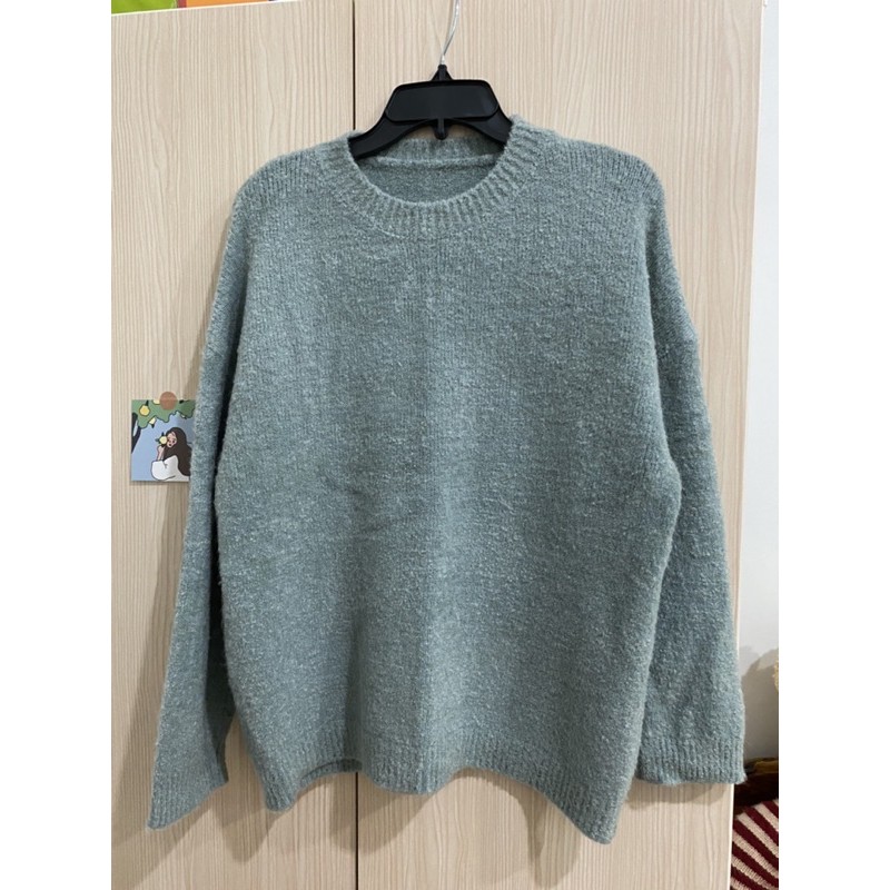 Thanh lý áo len oversized hàng tuyển màu ngọt new 90% (mới mặc 1 lần đi đà lạt chụp hình)