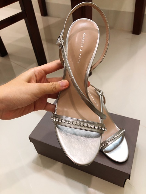 Giày charles and keith authentic New 100% size 38