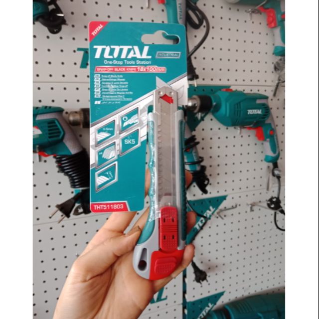 168mm Dao rọc giấy Total THT511803