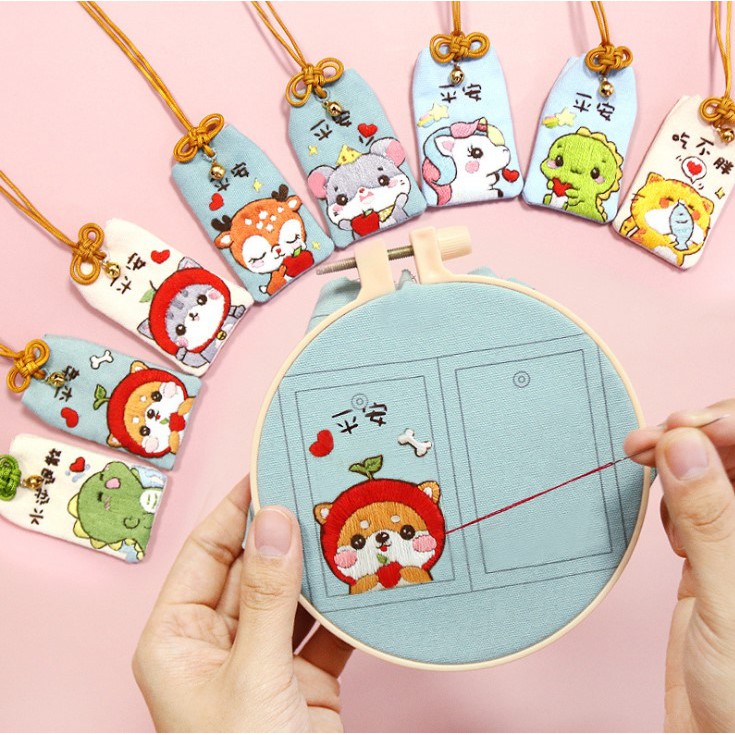 [ CÓ SẴN ] DIY / BỘ KIT TỰ THÊU TÚI OMAMORI HÌNH THÚ