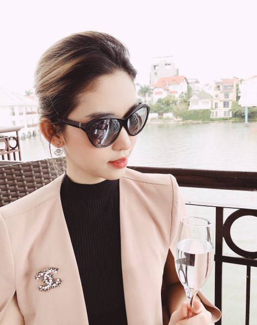 Kính mát nữ Swarovski black Flash chính hãng | BigBuy360 - bigbuy360.vn