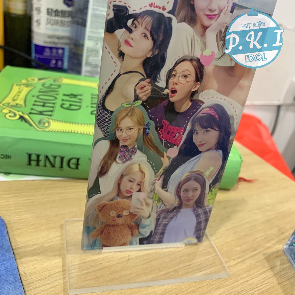 Standee Để Bàn Twice Wallpaper Siêu Nét - Có Nhận Làm Theo Yêu Cầu