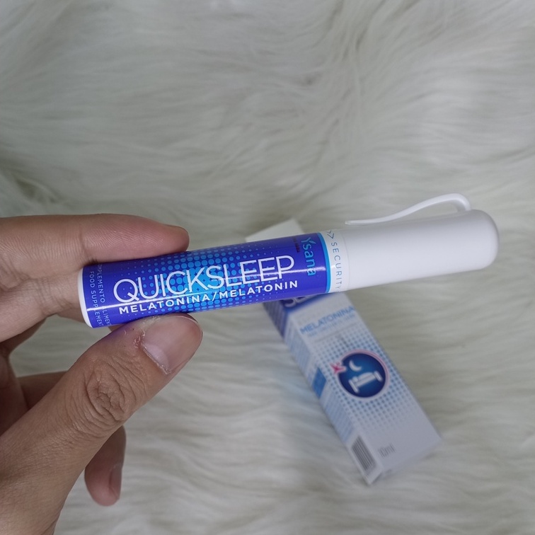 Quick sleep - Melatonin xịt ngủ giúp người mất ngủ vào giấc nhanh, ngủ tự nhiên hoàn toàn không có tác dụng phụ