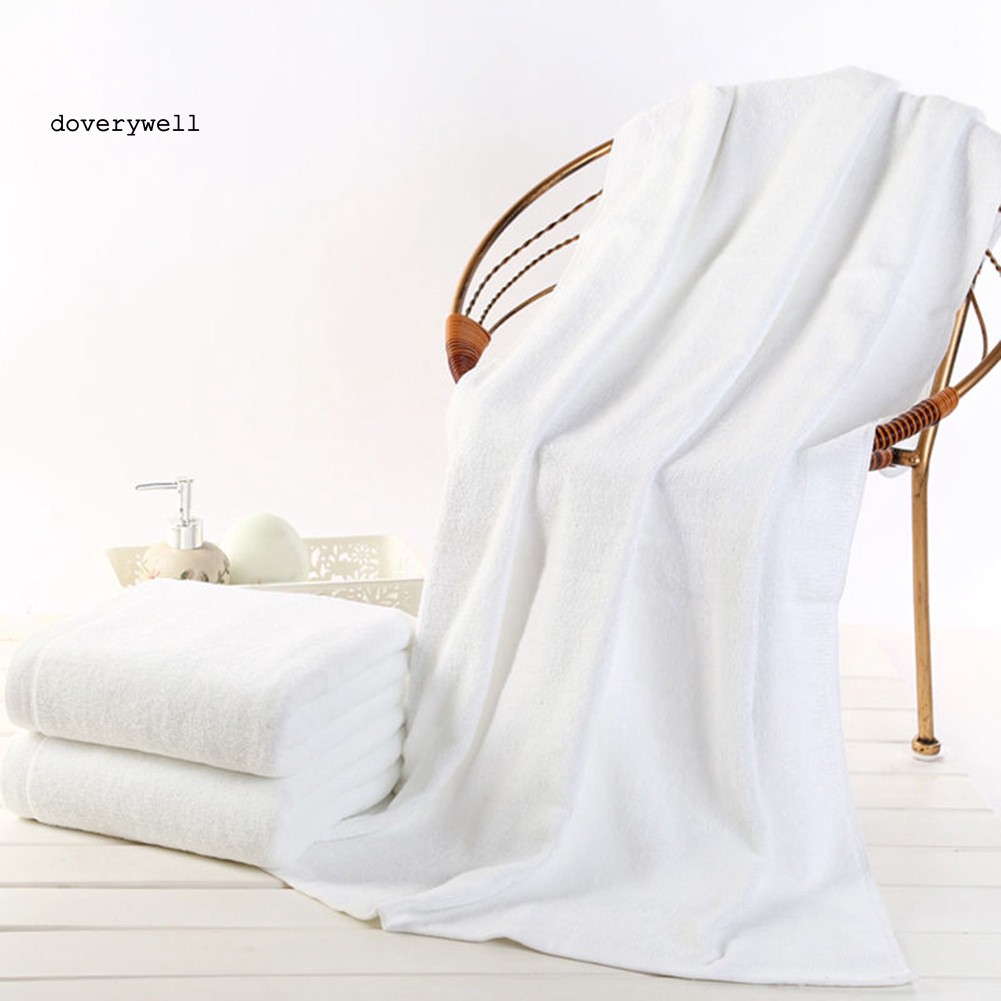 1 Khăn Tắm Màu Trắng Mềm Mại Kích Thước 30x70cm