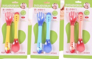 Bộ thìa dĩa tập ăn cho bé
