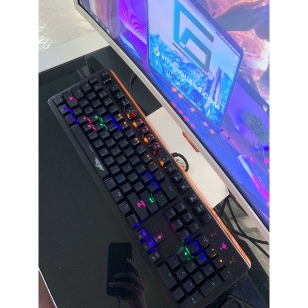 Bàn Phím Cơ Newmen GM368 (củ)