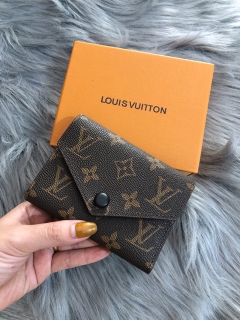 Ví ngắn nhỏ xinh có ngăn để thẻ(có hộp) | BigBuy360 - bigbuy360.vn