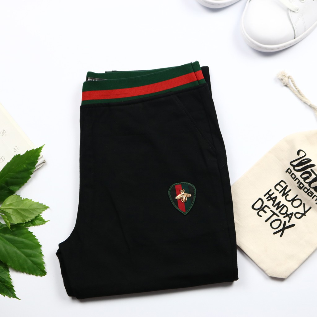 Quần legging kẻ sọc ống côn cạp đỏ | BigBuy360 - bigbuy360.vn