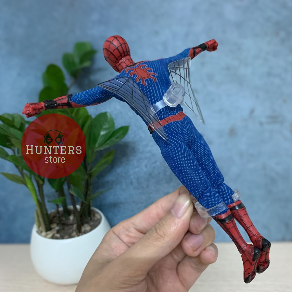 Mô hình Spider Man Homecoming Mezco