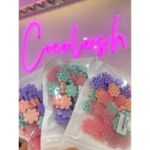 hoa chia keo , đựng keo nối mi cao cấp