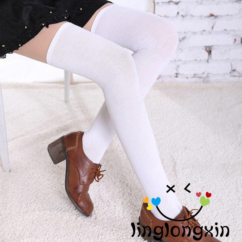 Vớ cao qua gối phong cách trẻ trung năng động dành cho nữ