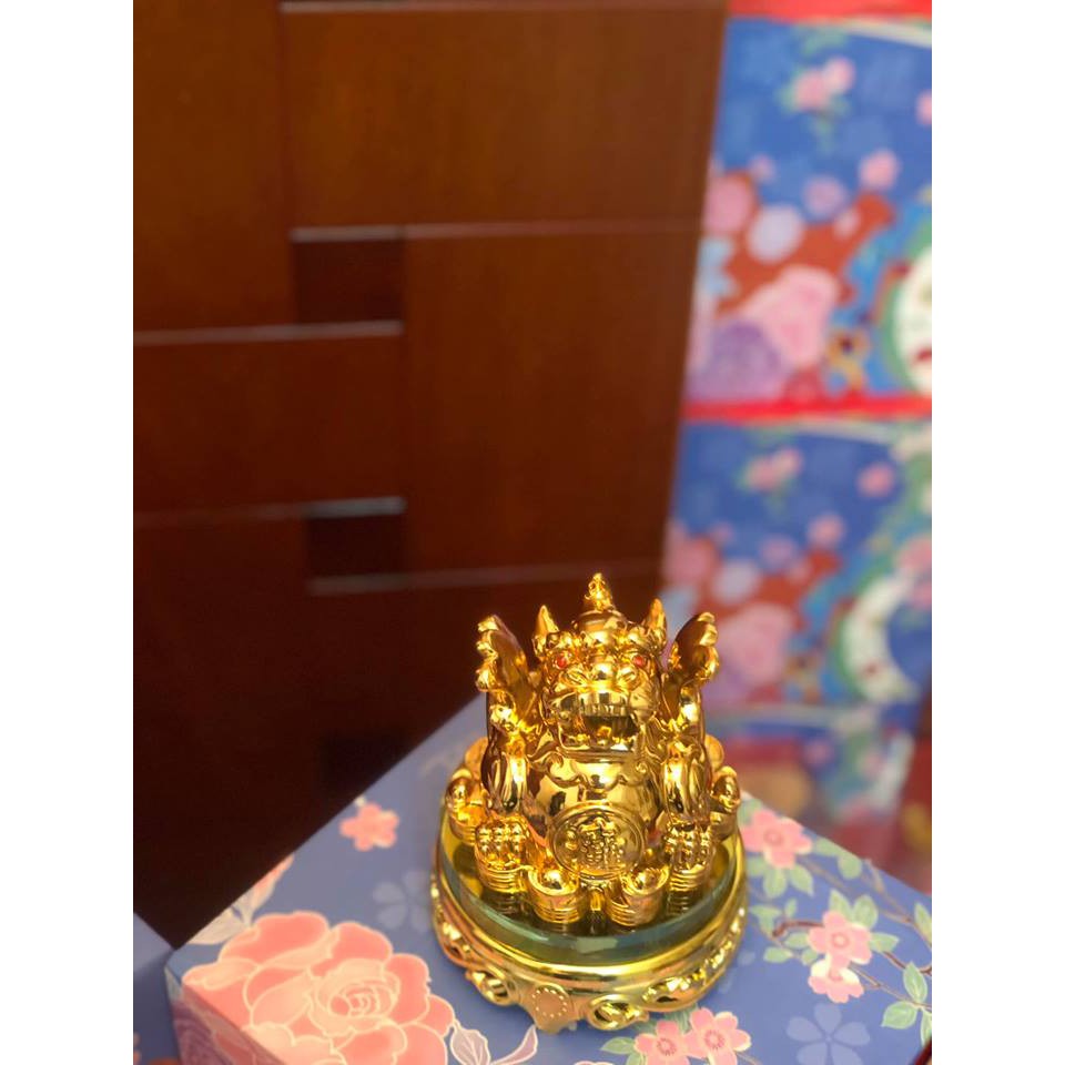 [Phong thủy] Tỳ Hưu vàng đế thủy tinh
