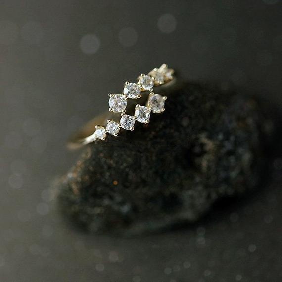 Nhẫn Đính Hôn Thép Titan Mạ Vàng Đính Đá Zircon Đơn Giản Thời Trang Hàn Quốc Cho Nữ