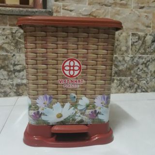 Bật rác 8012 Việt Nhật