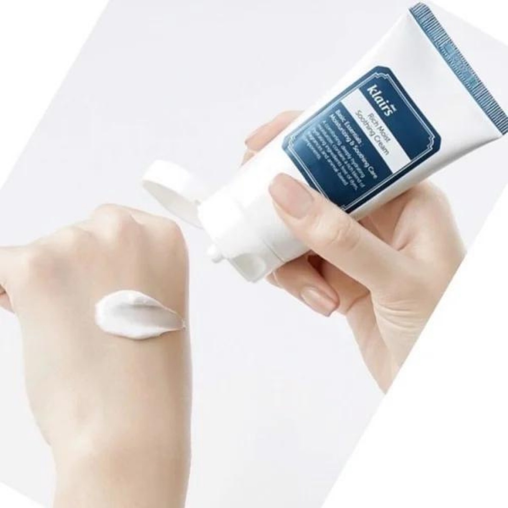 Kem dưỡng ẩm Klairs Rich Moist Soothing Cream 80ml dành cho da khô mất nước