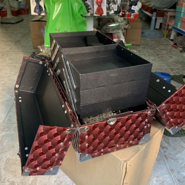 Phụ kiện cưới Giang - thùng đựng đồ trang điểm chuyên nghiệp