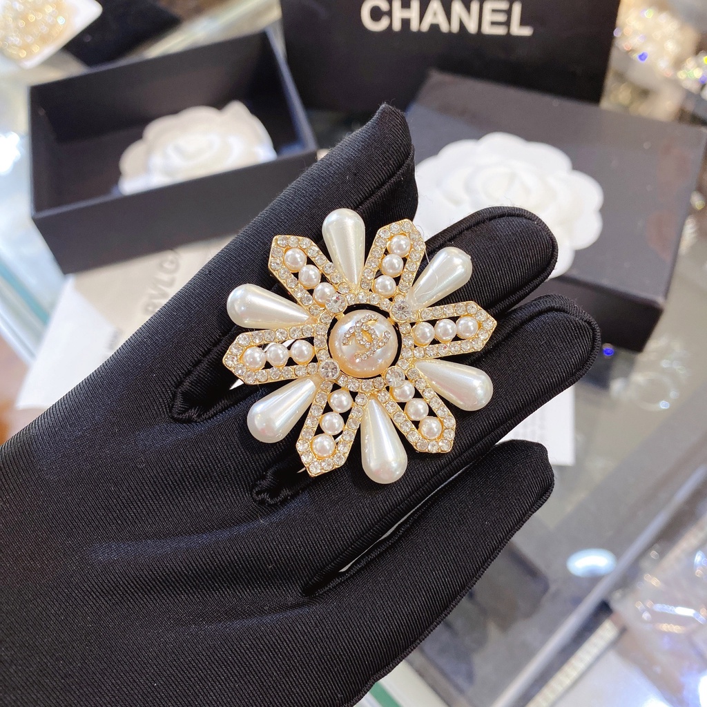 Cài áo nữ đính đá cao cấp sang trọng Ròm House mang phong cách Hàn Quốc phụ kiện trang sức thời trang đẹp - ms4504