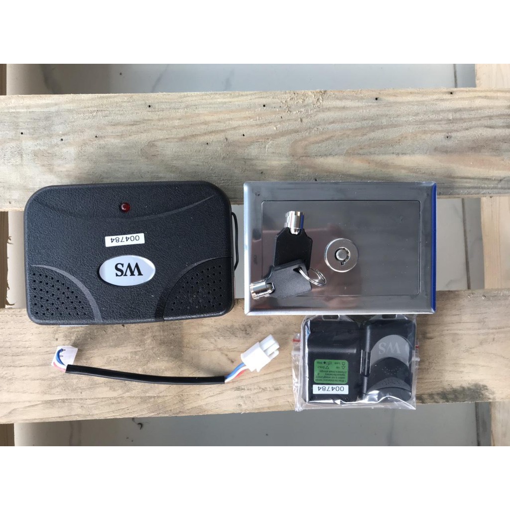 Trọn bộ mô tơ cửa cuốn 600KG - Bao gồm Bộ Xích  + Hộp điều khiển + 2 Remote + 1 công tắc gắn tường