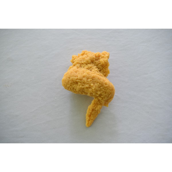 Cánh gà_mô hình xiên que bằng nhựa 12x9x4cm