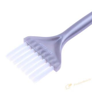 Cọ phết thuốc nhuộm tóc chuyên dụng