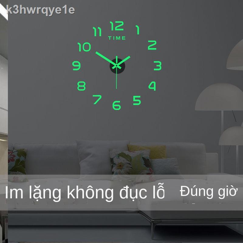✥✶Đồng hồ tự làm phát sáng đơn giản phòng khách nhà miễn phí đục lỗ treo tường ngủ tranh dán trang trí tắt ti