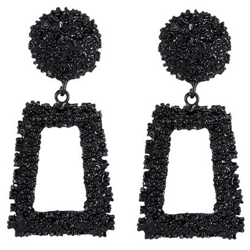 Khuyên tai họa tiết hình học thời trang sang trọng