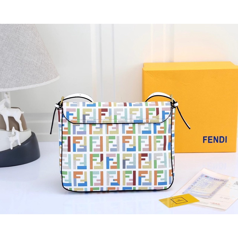 Mô hình xe Fendi Shouder BAG 9801