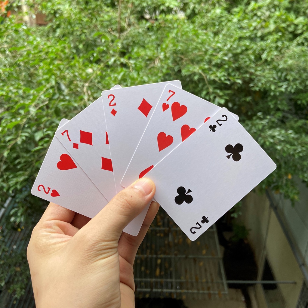 Lá Bài Ảo Thuật 2 Và 7 - Twos and Sevens Card Magic Trick