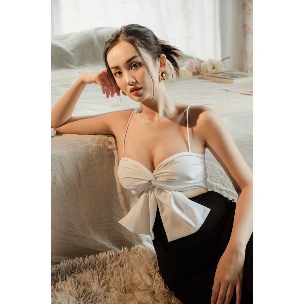 XIPI - Áo Cúp Xếp Nơ Màu Trắng