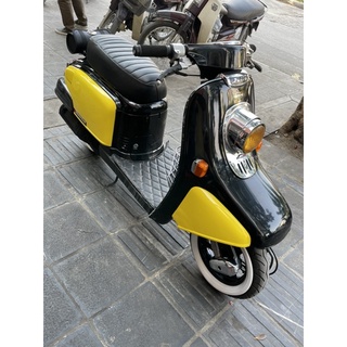 xe máy 50cc julio màu đen vàng
