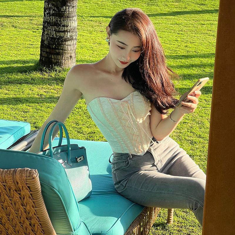 Áo Lót Không Dây Dáng Ôm Thời Trang 20 Cho Bạn Gái