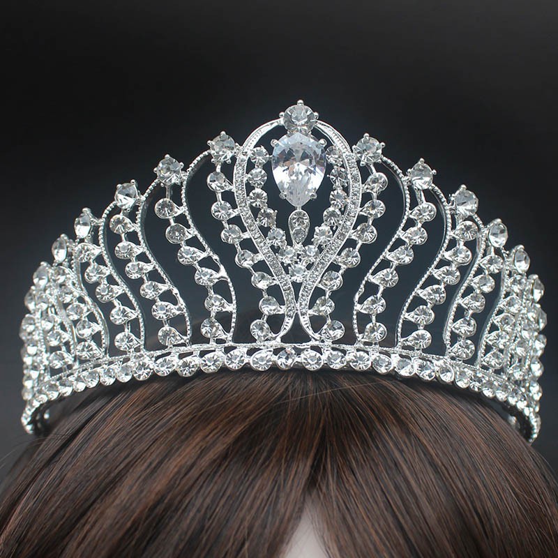 Vương miện cài tóc sang trọng quý phái cho cô dâu