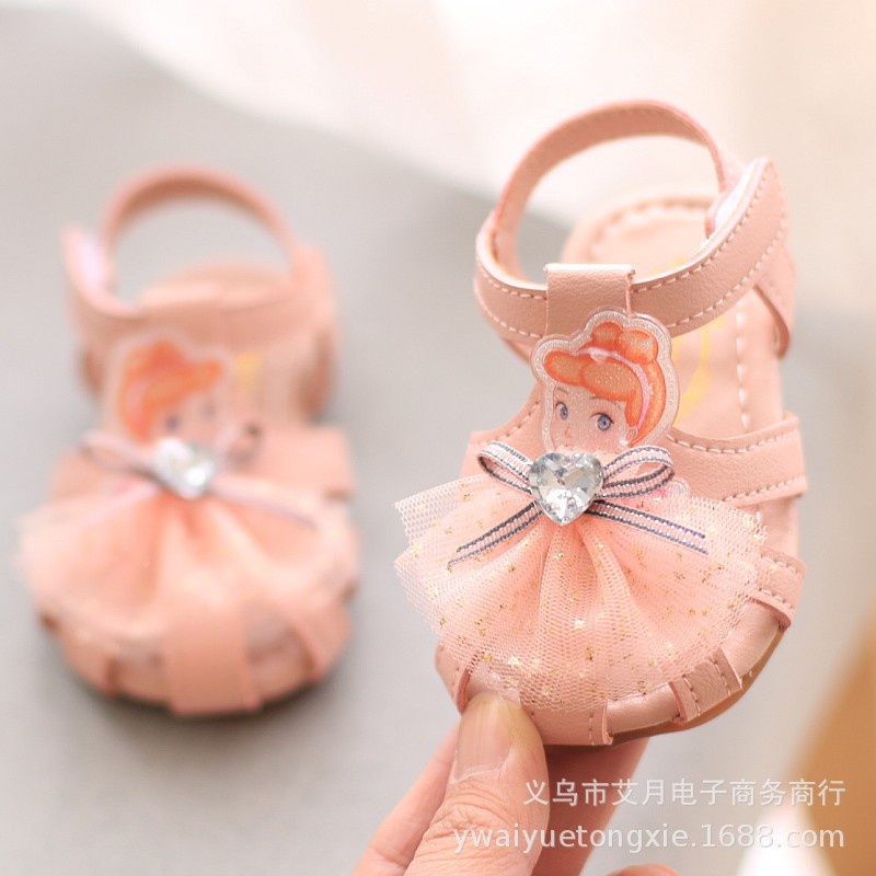 Giày tập đi cho bé gái thắt nơ đính ngọc Sandal công chúa chống vấp êm mềm cho bé gái [DTD15]