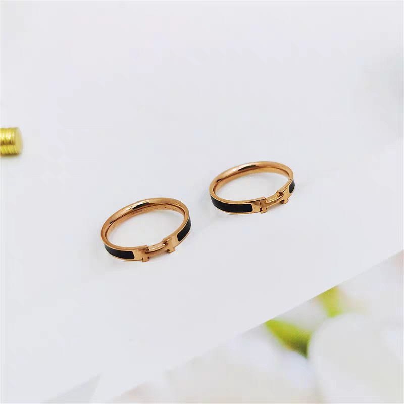 Nhẫn Thép Titan Hình Chữ H Thời Trang | Nhẫn Thép Không Gỉ Khắc Chữ Màu Vàng Hồng Dễ Phối Đồ