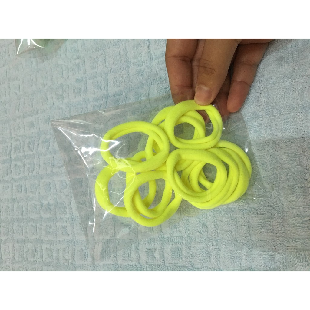 1 cọng thun cuộc tóc vải có nhiều màu đẹp đường kính 4.5CM màu ngẫu nhiên