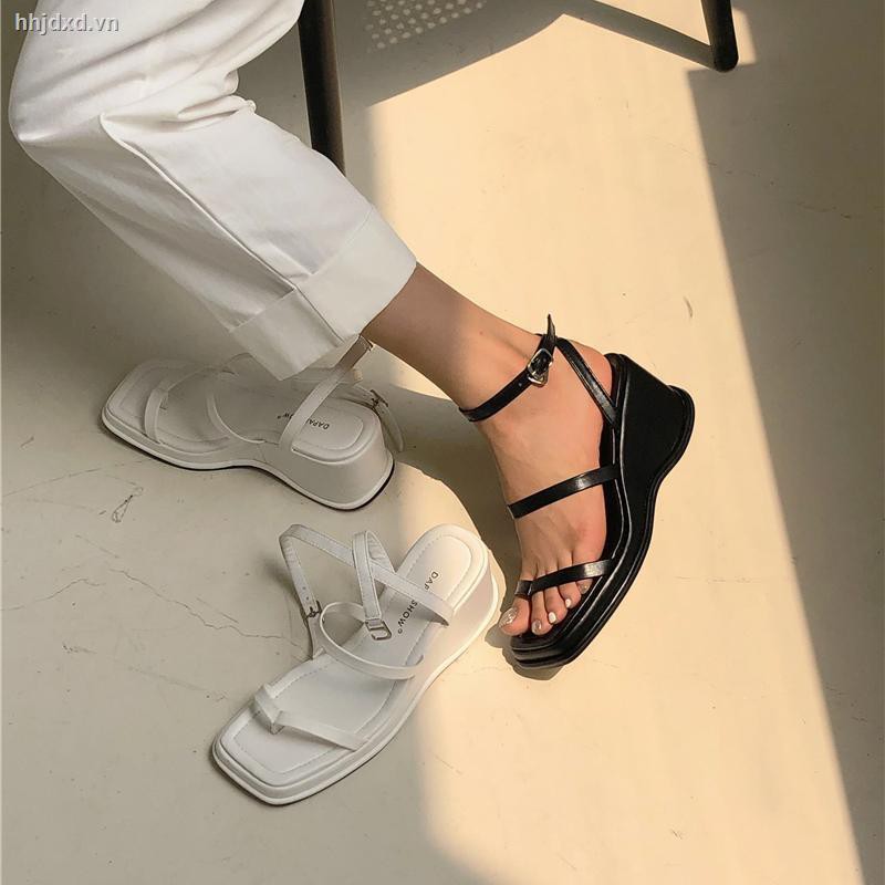 Xăng đan Nữ Đế Xuồng Thời Trang Hè 2021 | BigBuy360 - bigbuy360.vn